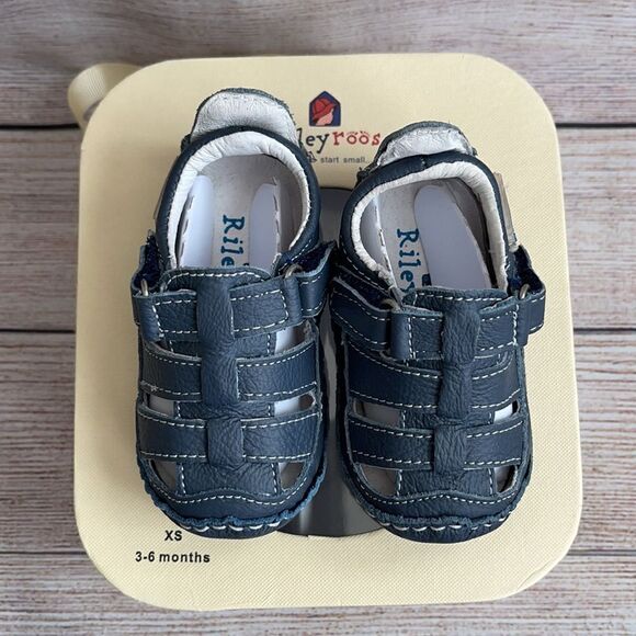 Infant Shoe in Navy - Picture 1 of 9